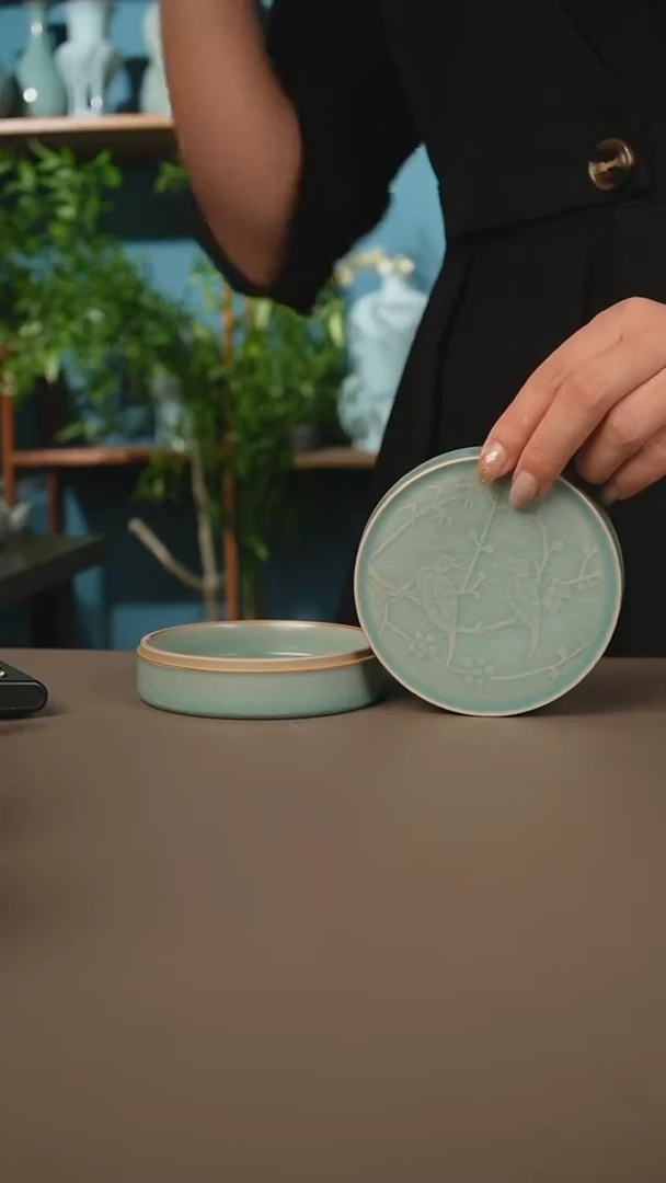 仿古粉盒微暇