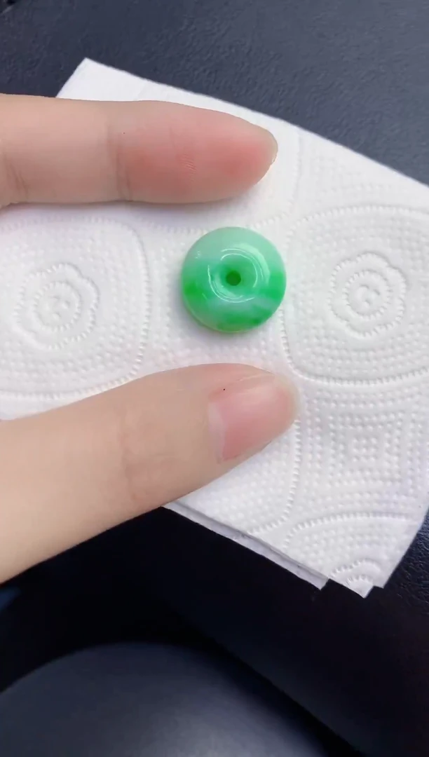 颈饰未镶嵌翡翠天然翡翠缅甸A货