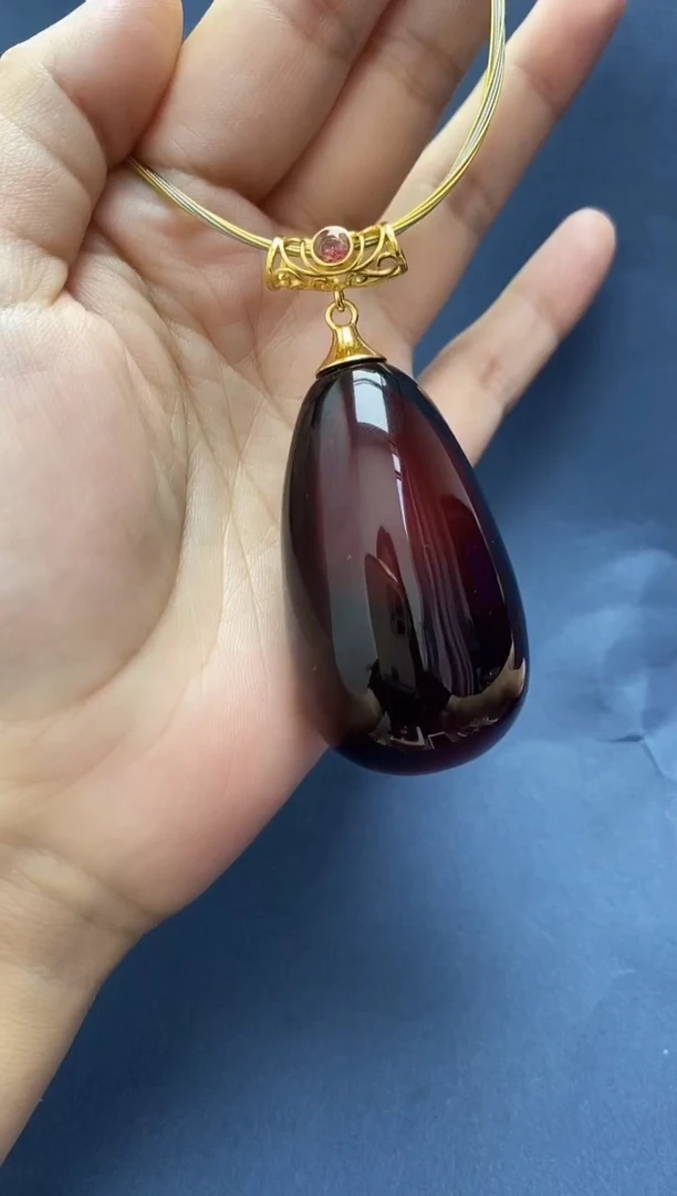 裸石琥珀未镶嵌吊坠