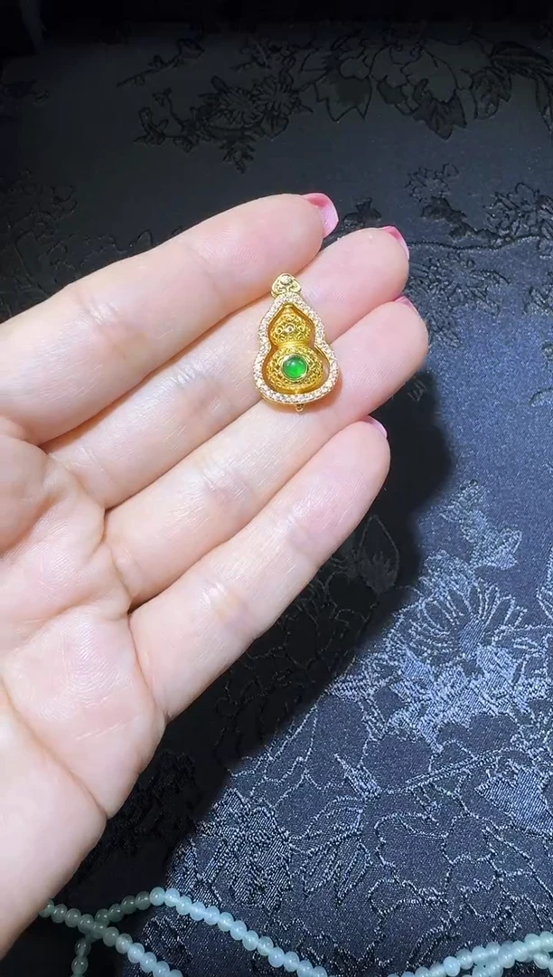 【闪购商品】翡翠吊坠(不含链)银S925镶嵌葫芦吊坠