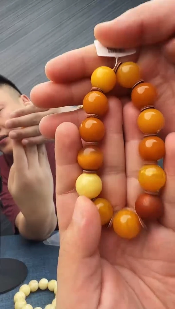 蜜蜡未镶嵌珠宝奇石假一罚十28，16发一件