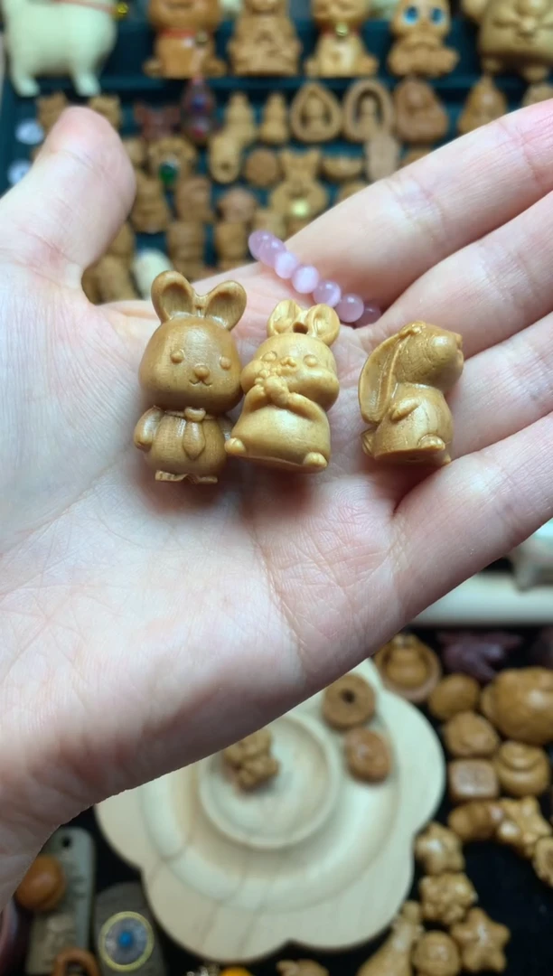 【闪购商品】檀香木...............