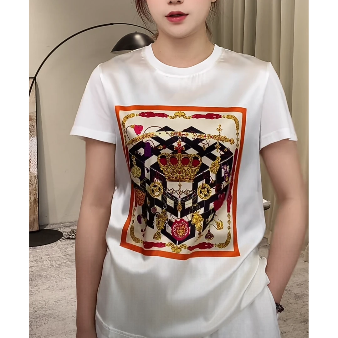 【燕子在南油】衣长60时尚休闲真丝皇冠印花拼接棉圆领短袖T桖3881