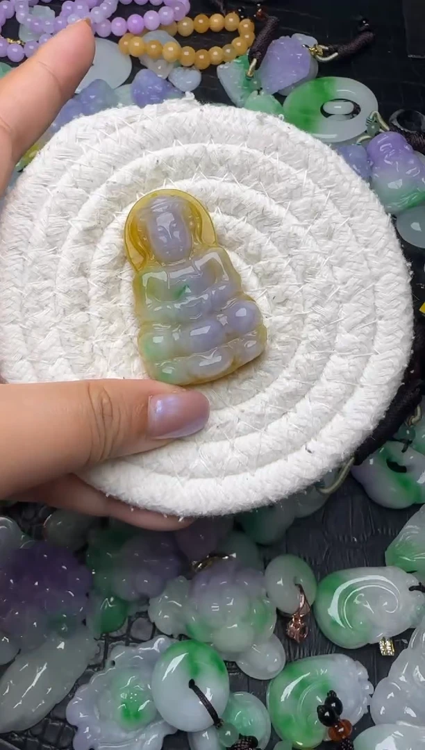 颈饰未镶嵌翡翠缅甸翡翠吊坠