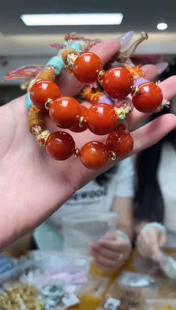 未镶嵌蜜蜡裸石（多样性单个发货）
