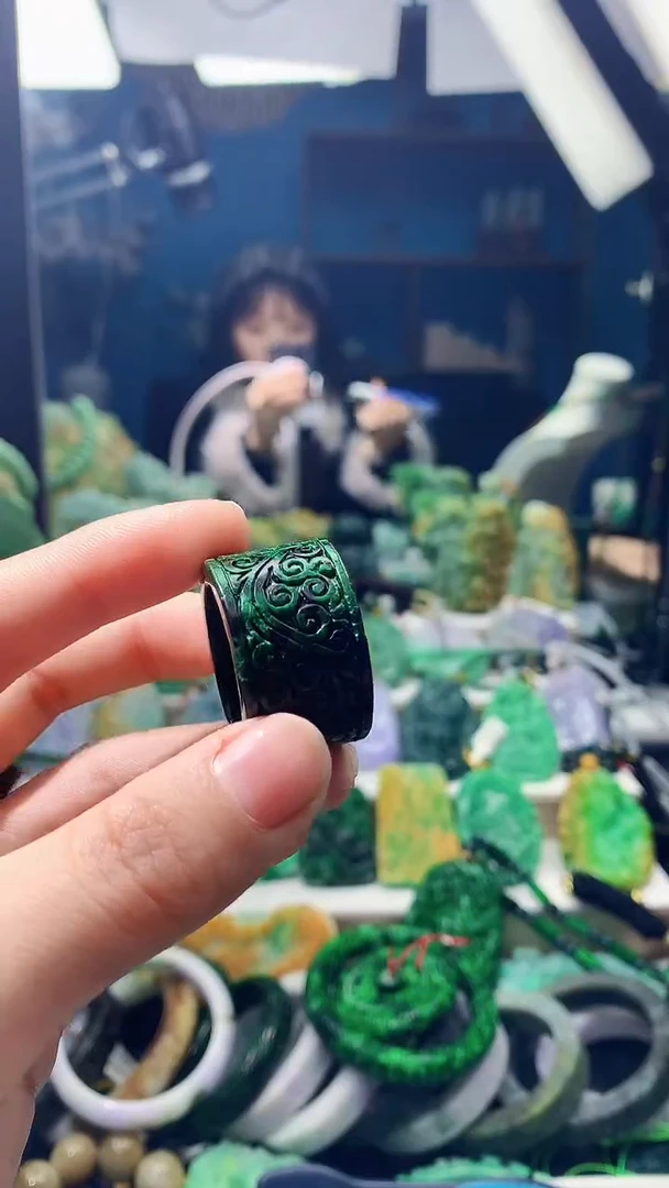 颈饰未镶嵌翡翠天然缅甸翡翠a货