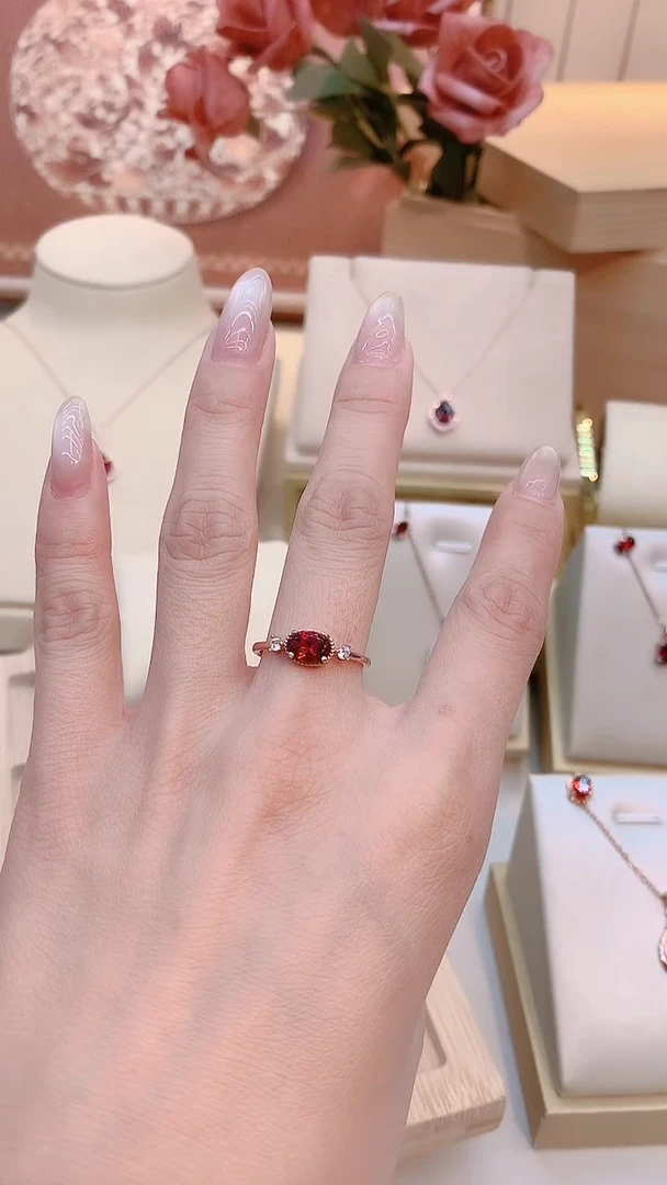 银S925镶嵌戒指石榴石1克拉