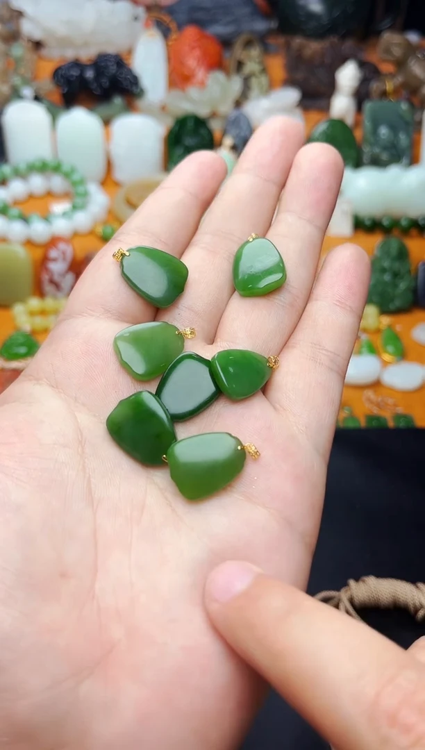 【闪购商品】和田玉颈饰18K金镶嵌多样性拍一发一01