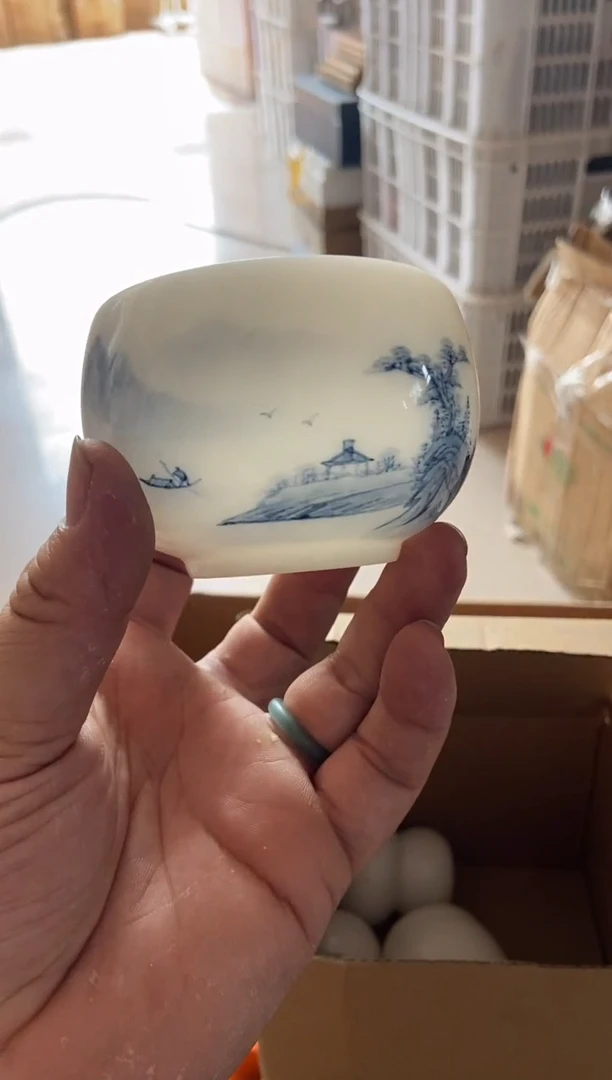 杯无运费险有瑕疵的摄影的产品有使用过的痕迹有点脏介意勿拍