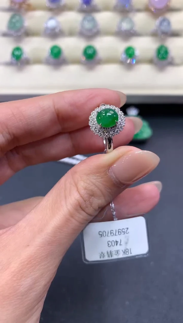 【闪购商品】翡翠戒指18K金镶嵌a251