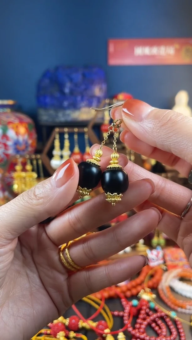 【闪购商品】和田玉（墨玉）耳饰银S925镀金镶嵌和田玉墨玉耳钩