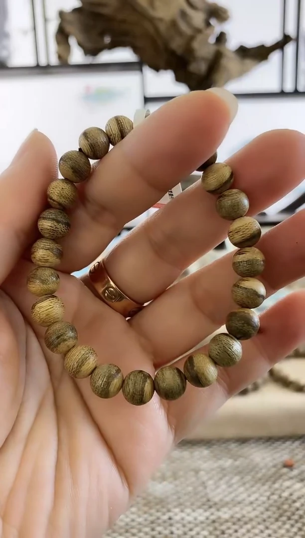 【闪购商品】沉香手串加里曼丹花珠8MM单圈