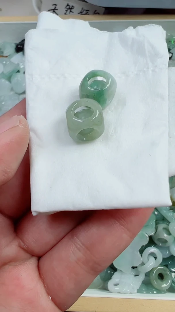 散珠翡翠299号，A货翡翠