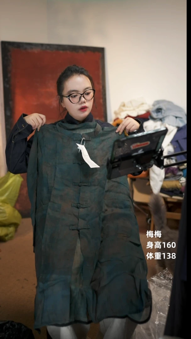 苎麻盘扣衬衫连衣裙