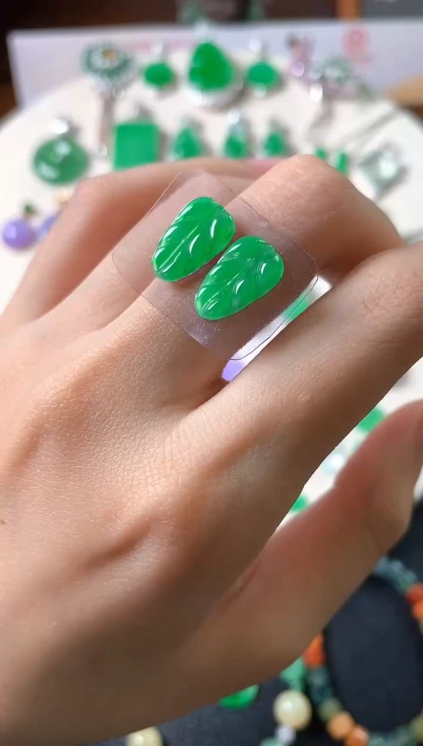 未镶嵌定制翡翠裸石（镶嵌定制）