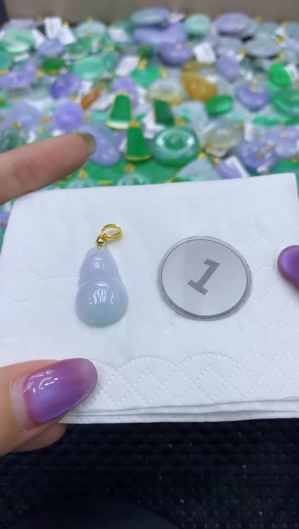 颈饰未镶嵌翡翠天然缅甸翡翠A货