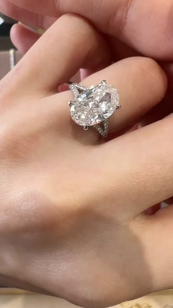 【闪购商品】合成钻石18K金镶嵌五克拉钻石戒指   11#