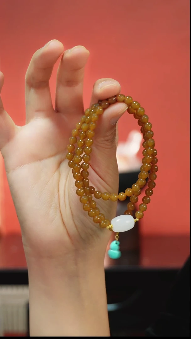 18K金镶嵌手链和田玉手串