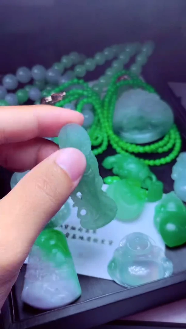 未镶嵌定制翡翠齐****#翡翠毛货定制