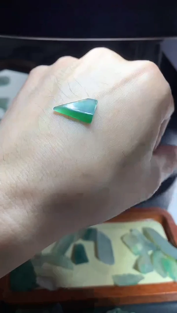 未镶嵌定制翡翠材料