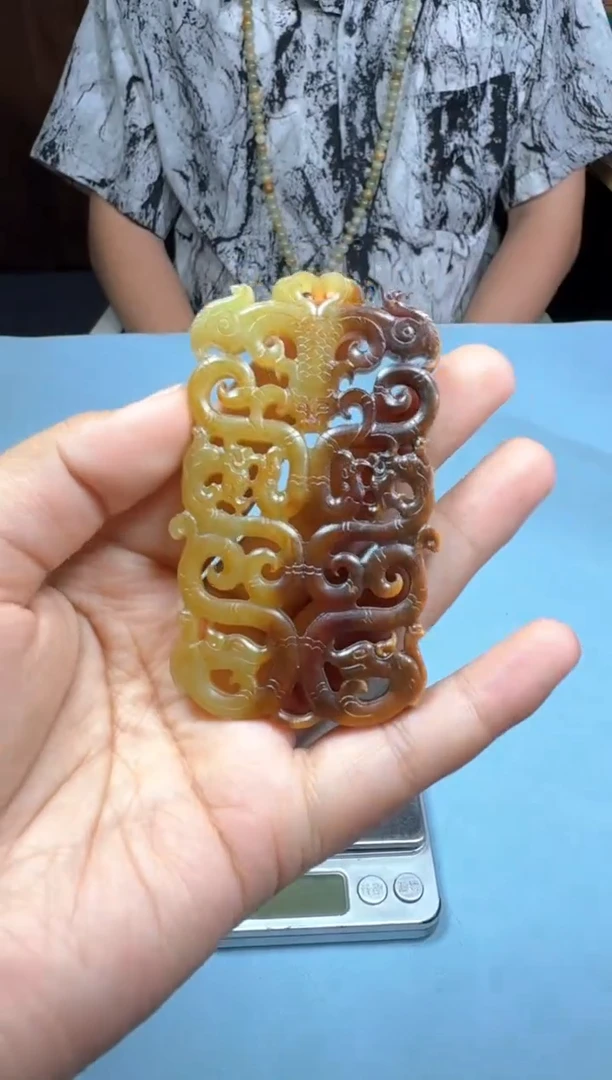 和田玉未镶嵌颈饰1