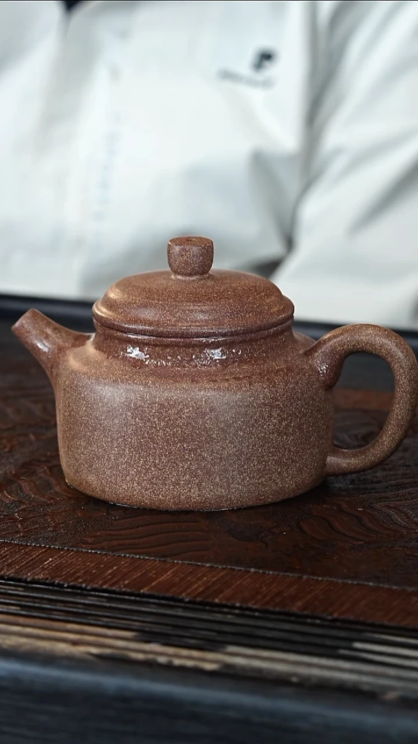 宜兴紫砂CLQ 桃花泥 德钟 240cc