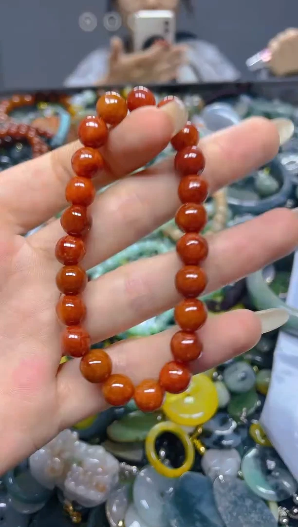 颈饰未镶嵌翡翠8MM/ Q /翡翠A货，一件也是批发价