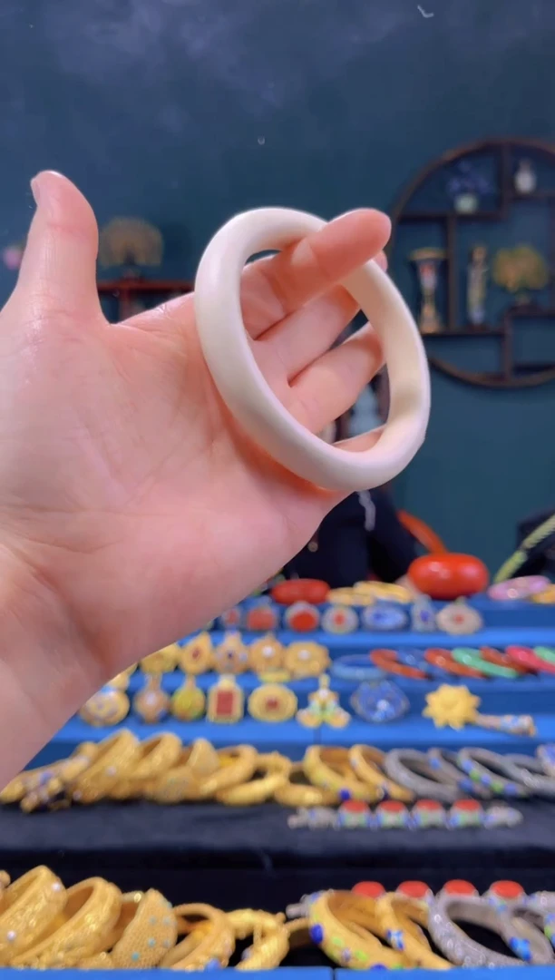 【闪购商品】非遗技艺 素漆手镯59圈口白色