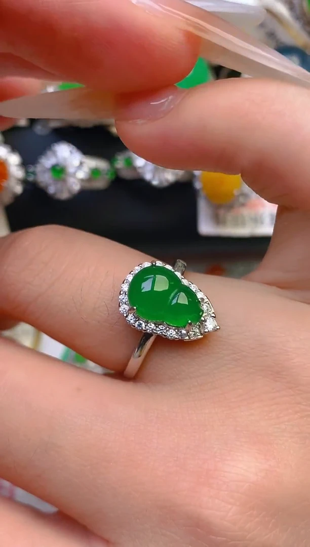 翡翠戒指银S925镶嵌天然