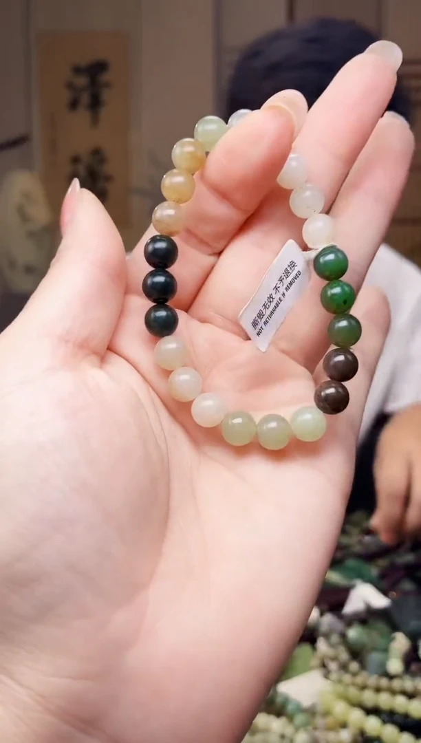 颈饰未镶嵌和田玉多样性发货，拍一发一