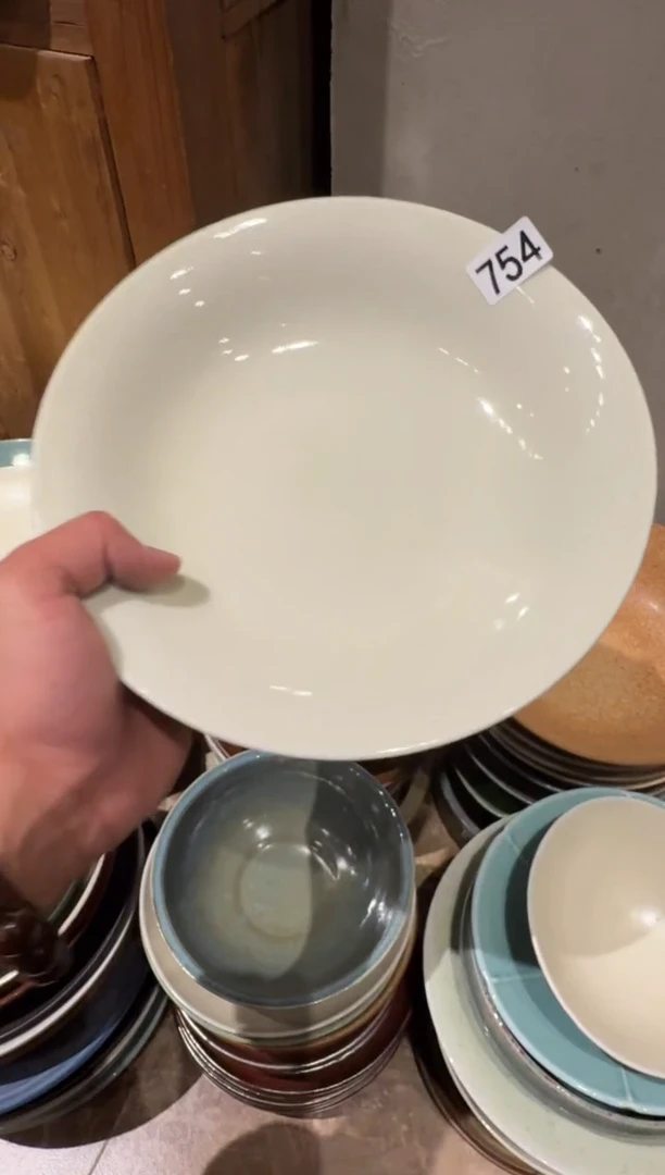 瓷片754    微瑕定白盘1个
