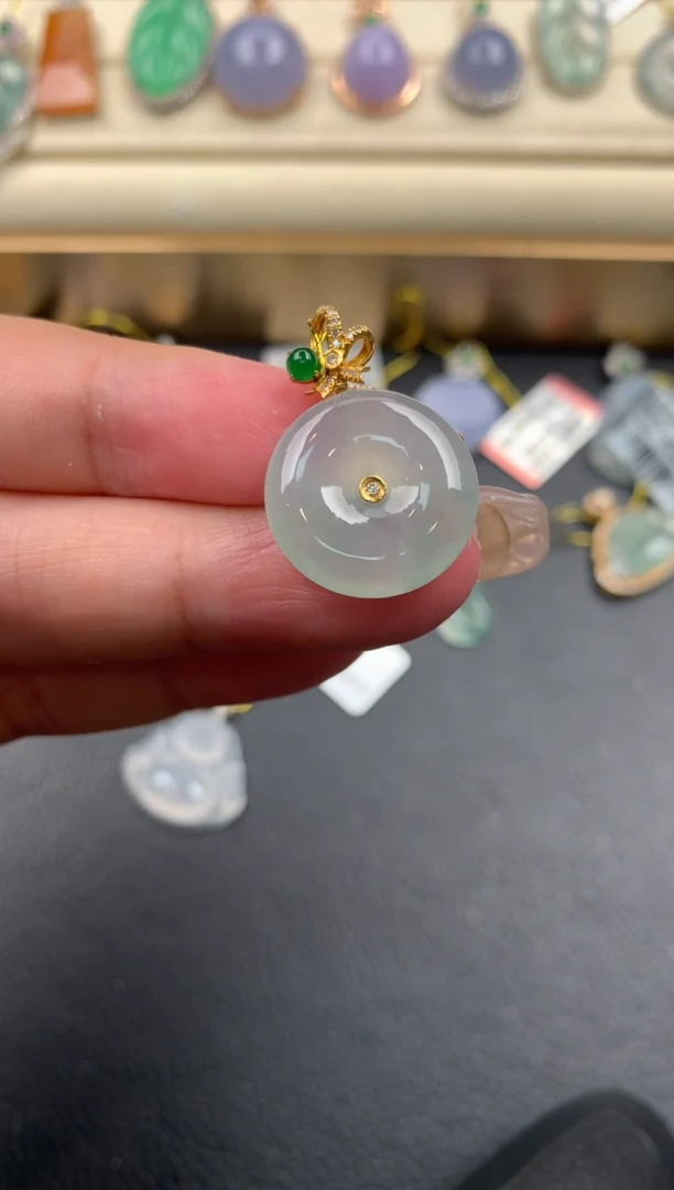 【闪购商品】翡翠颈饰18K金镶嵌Q157    