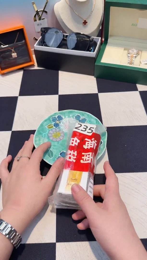 瓷片-----------