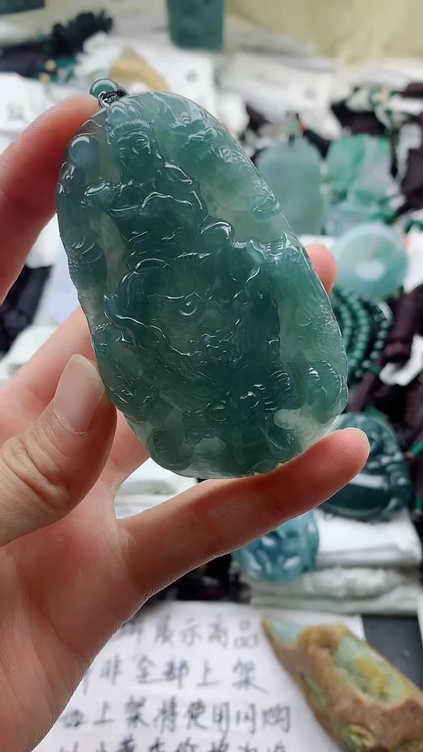 颈饰未镶嵌翡翠8