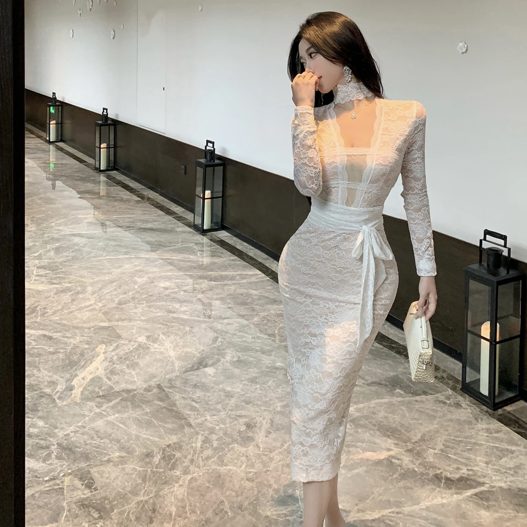 纯欲气质设计感V领系带收腰显瘦蕾丝弹力包臀长袖连衣裙女装春秋