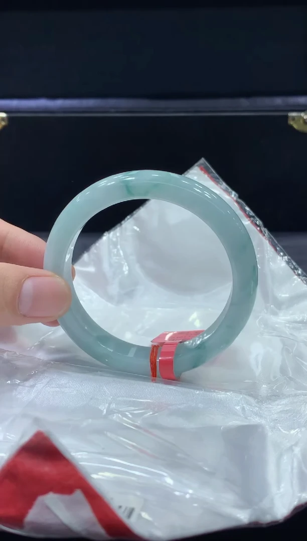 未镶嵌手镯翡翠翡翠手镯