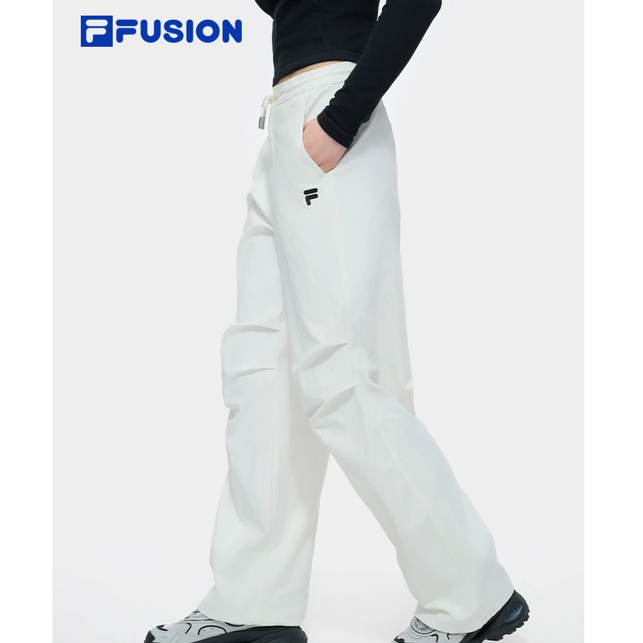 FILA斐乐正品女春季柔和机能宽松舒适百搭直筒梭织长裤T11W517802