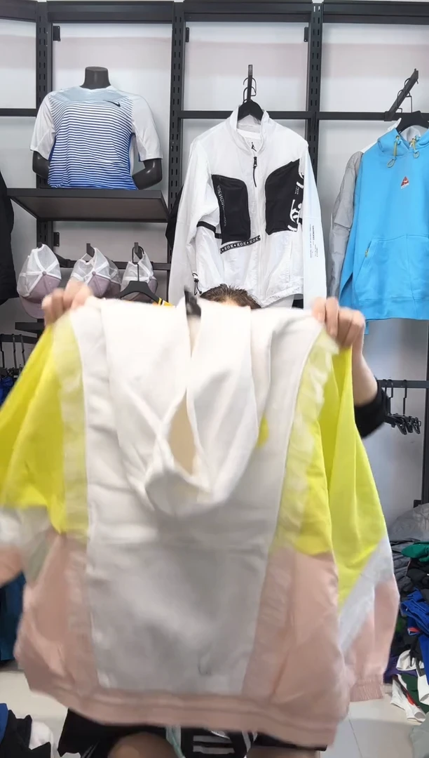 2536   编码  耐克卫衣服饰过款为准 尺码