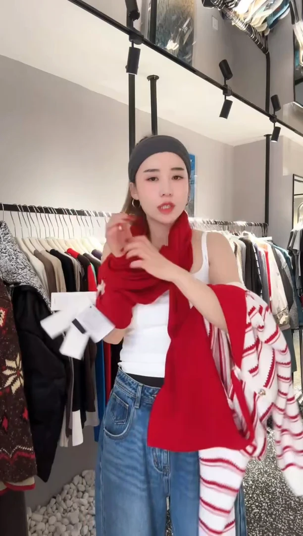 M**oAVVENN白裙子S 特价不退换