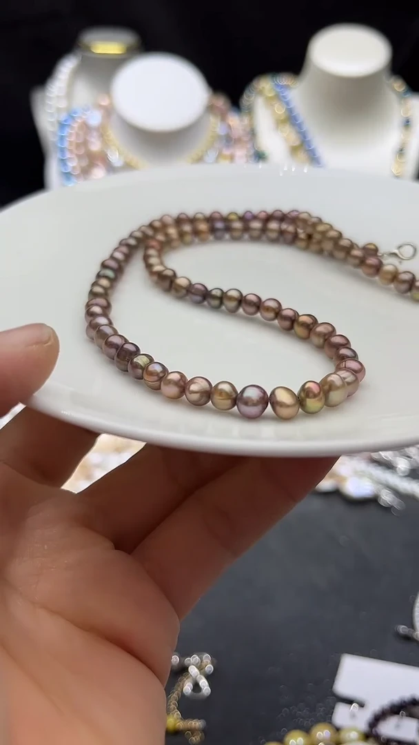 颈饰未镶嵌淡水珍珠多人