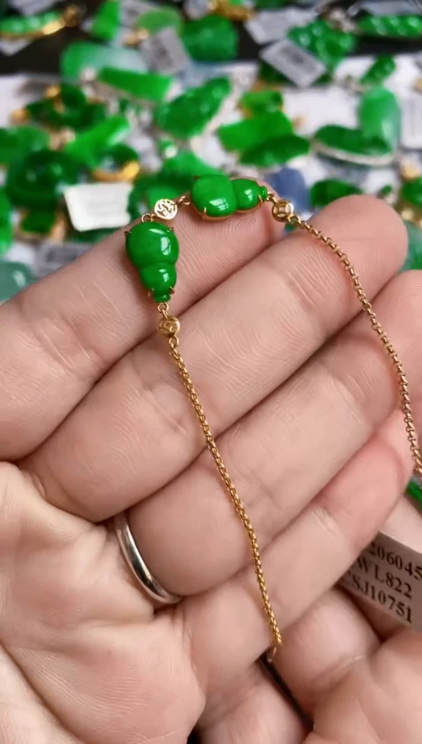 【闪购商品】翡翠颈饰18K金镶嵌手链