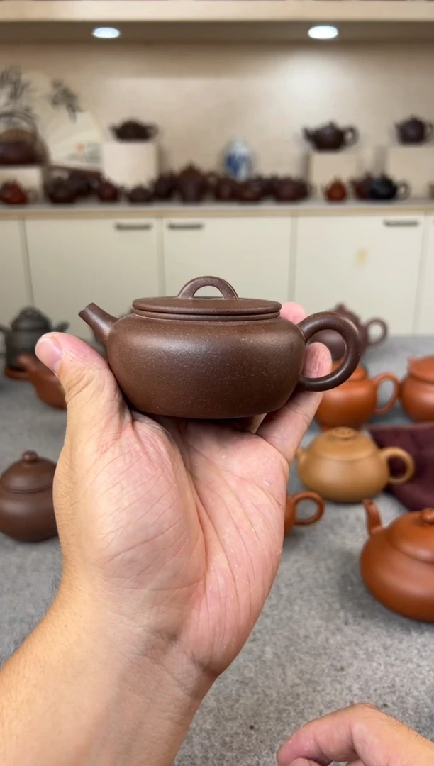 茶壶紫砂大彬诗意 家藏老紫泥 某革半手110cc