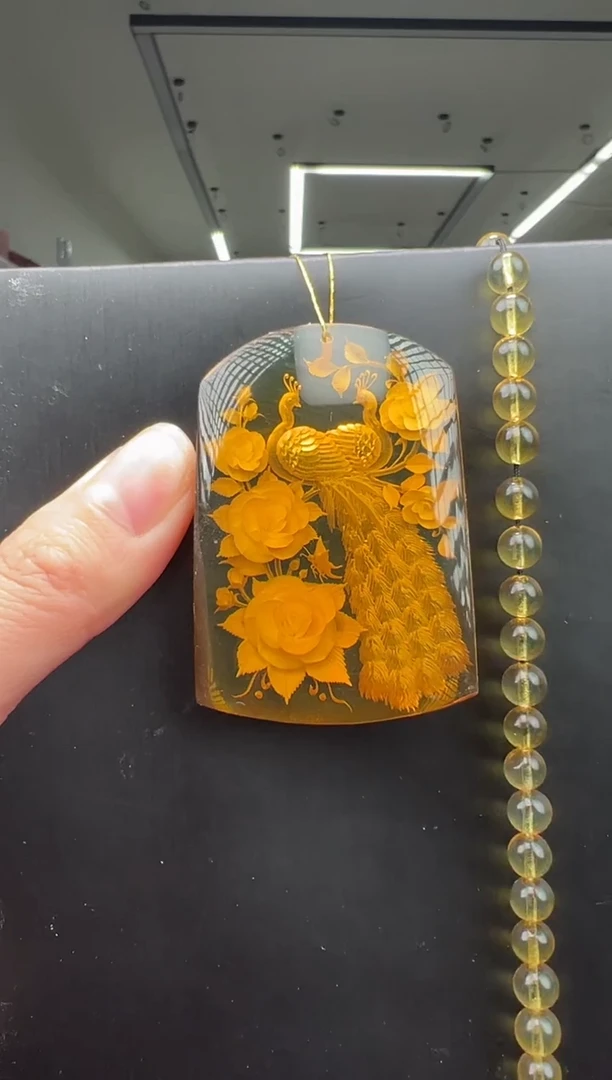 琥珀颈饰未镶嵌吊坠