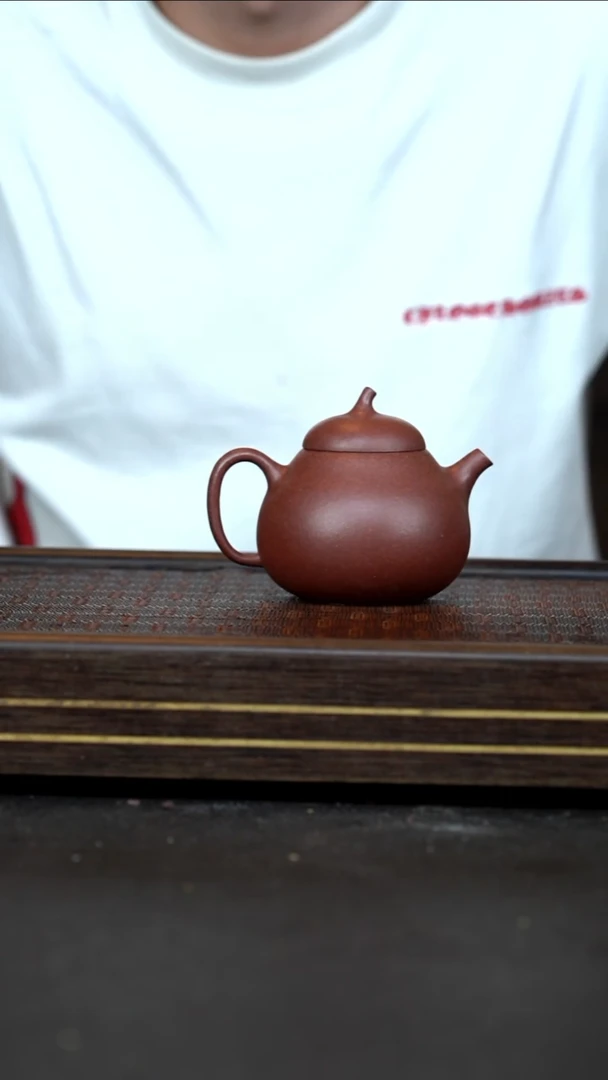 茶壶紫砂   LLJ  全砂底槽青    茄瓜      全手工 160cc