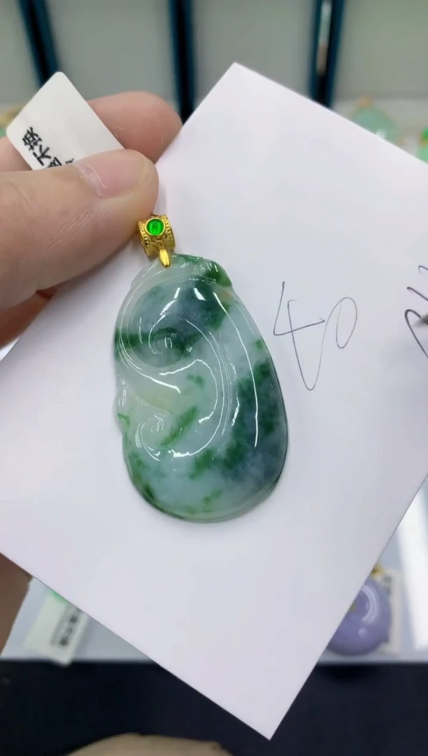 颈饰未镶嵌翡翠翡翠