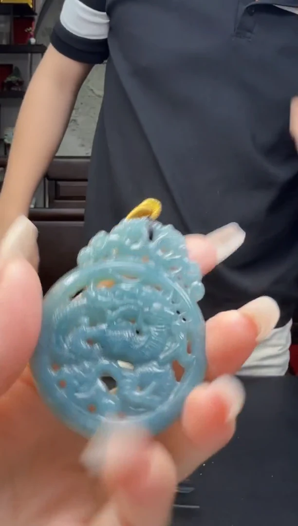 翡翠未镶嵌吊坠(不含链)26