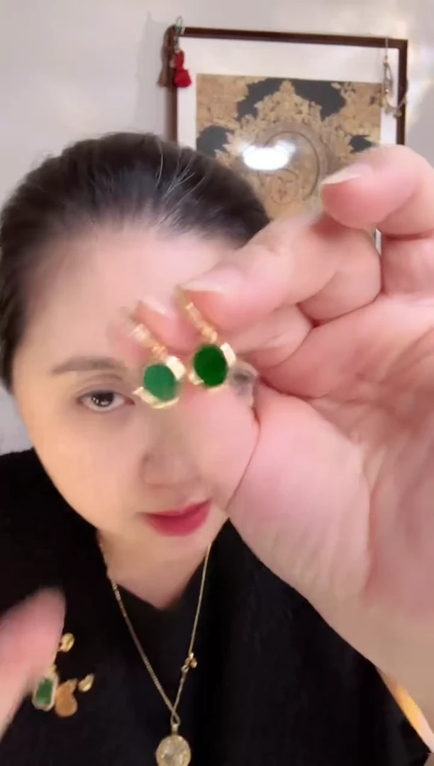 颈饰银S925镶嵌翡翠耳饰