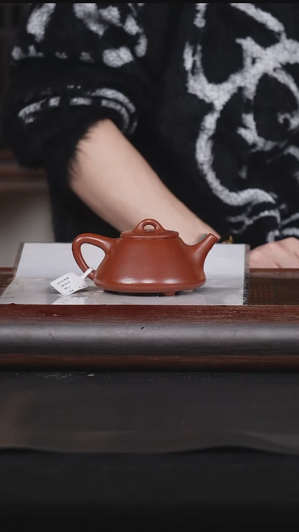 【闪购商品】紫砂茶壶12朱泥子冶石瓢200