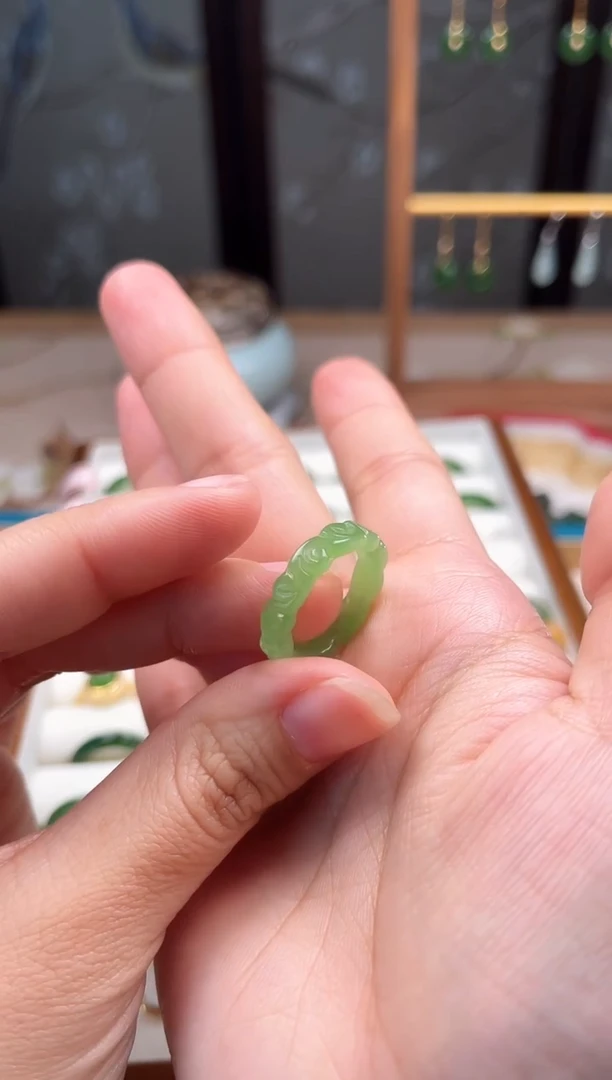 【闪购商品】和田玉（碧玉）戒圈未镶嵌14号苹果绿戒圈