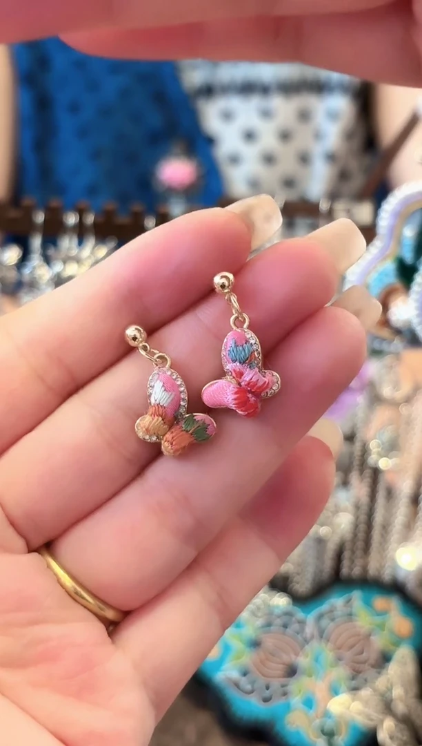织绣云织谣民族风精美饰品  363